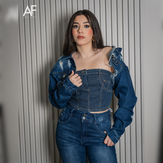 Top Lizette